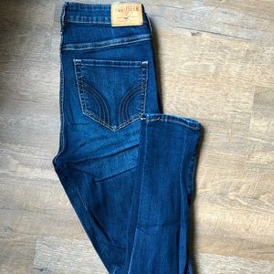 Hollister high rise jeans size 3